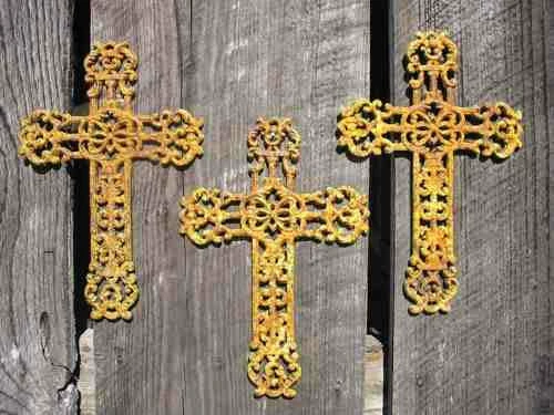 Cast Iron Crosses Set Of 3-Antique And Verde Finish 5 Cast Iron Crosses Set Of 3-Antique And Verde Finish - Image 3