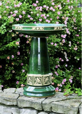 Zanesville Bird Bath With Locking Top- 2 Colors 4 Zanesville Bird Bath With Locking Top- 2 Colors - Image 2