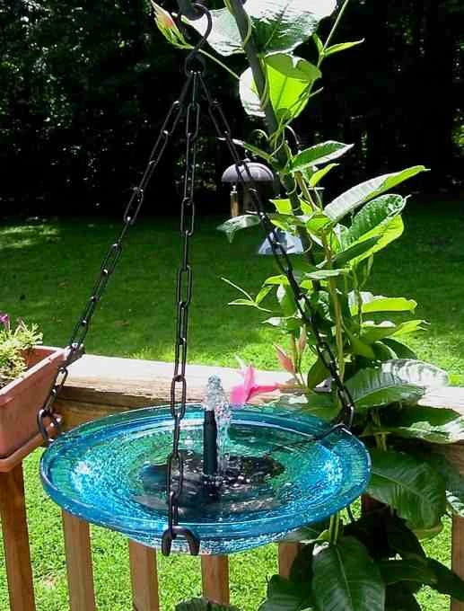 Solar Bubbler Hanging Bird Bath- 2 Colors 4 Solar Bubbler Hanging Bird Bath- 2 Colors - Image 2