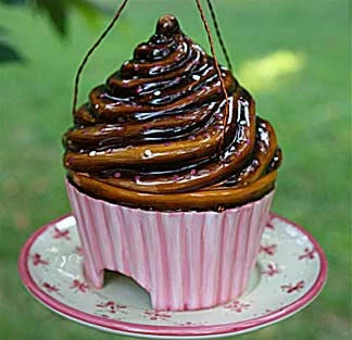 Ceramic Cupcake Bird Feeder 4 Ceramic Cupcake Bird Feeder - Image 2