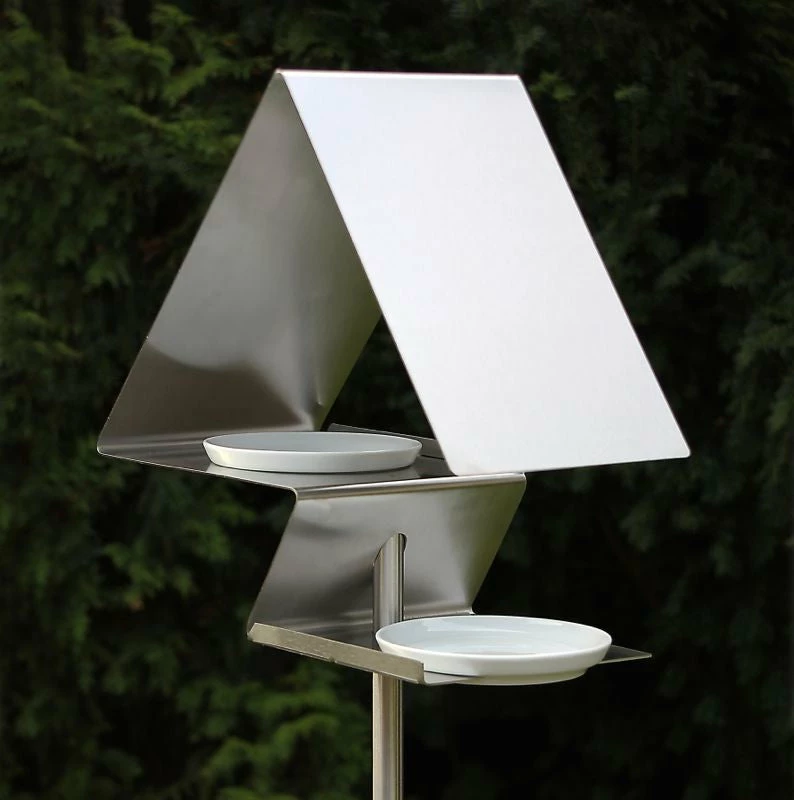 Bauhaus Bird Bath/Bird Feeder-VT4 6 Bauhaus Bird Bath/Bird Feeder-VT4 - Image 4